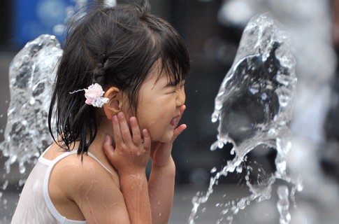 Япония борется с жарой